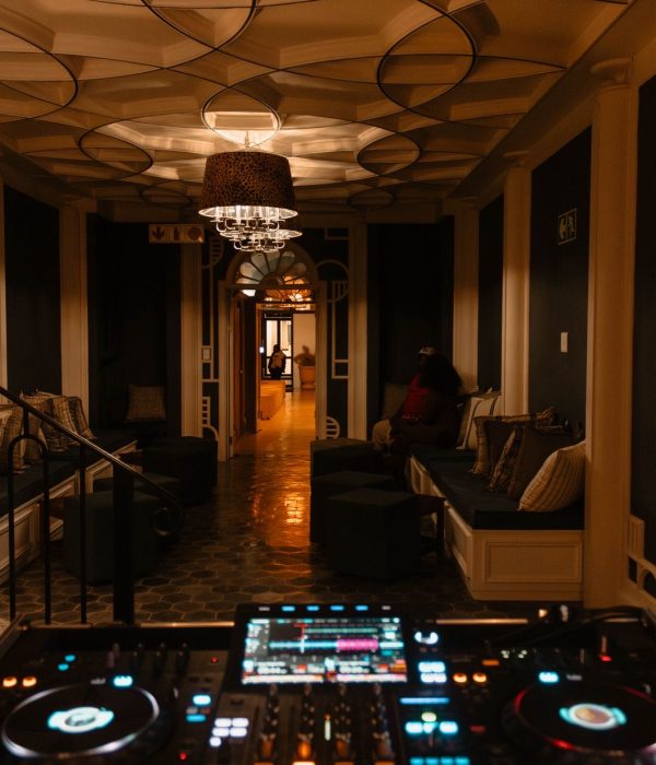 Biblio nightclub with domed coffered plaster ceiling detailing and fluted column capitals by Plaster Art SA, throughout its games room, corridors and lounge areas